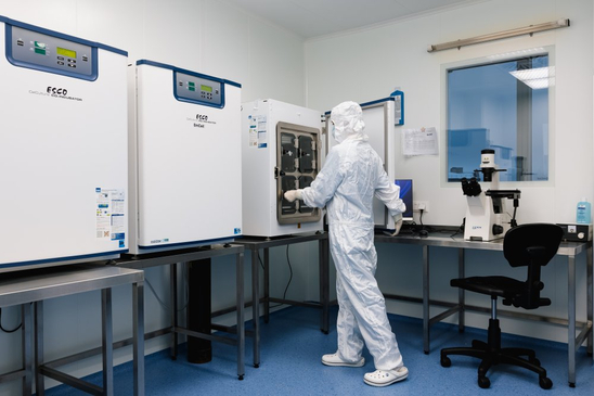 Slider image (8) EmCell Clinic